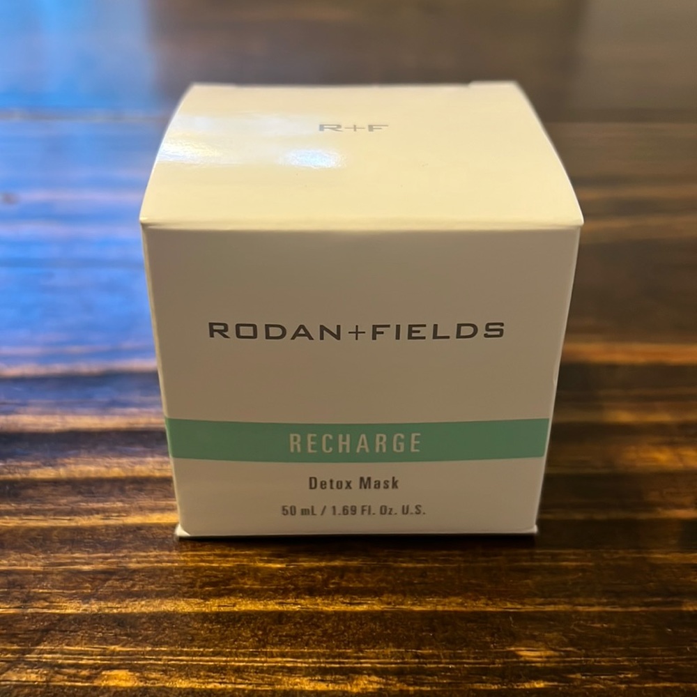 ✨BRAND NEW✨ Recharge Detox Mask